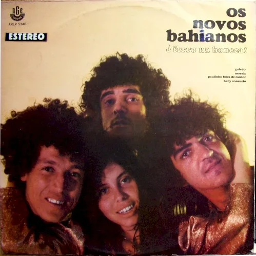 Capa de É Ferro na Boneca
